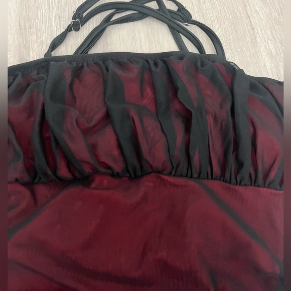 Red scrunched dress - Picture 2 of 6